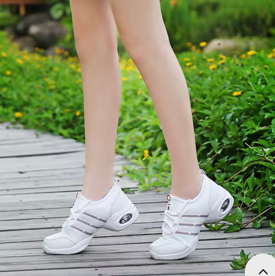 Practice Line dance Sneaker